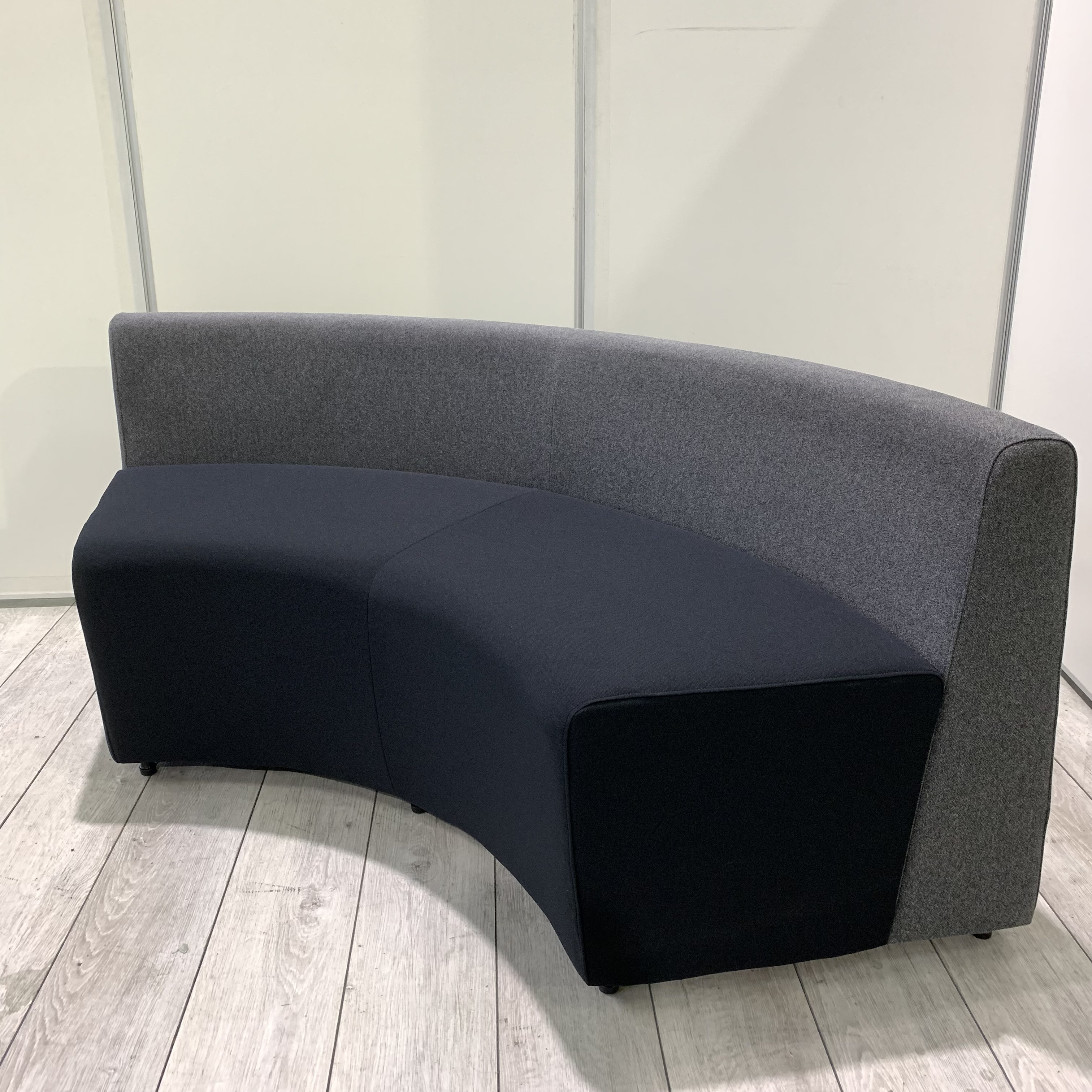 【レア】【トレンド】【2台限定】オカムア｜アルトピアッツァ｜人気オシャレ家具【2021年製】
                        その他シリーズ
                                    中古
            