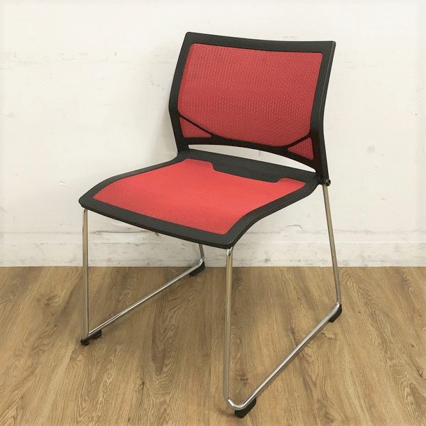 スタッキングチェア(会議チェア)　オカムラ　ツァルト　メッシュで快適
                        ツァルト
                                    中古
            