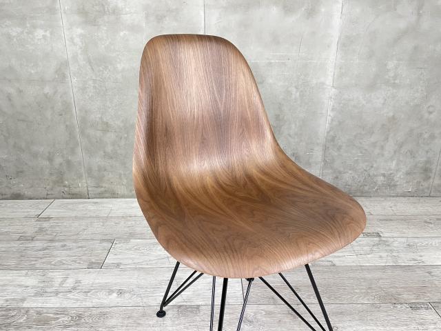 展示品 Herman Miller イームズ ウッドシェルスツール 2019年c-