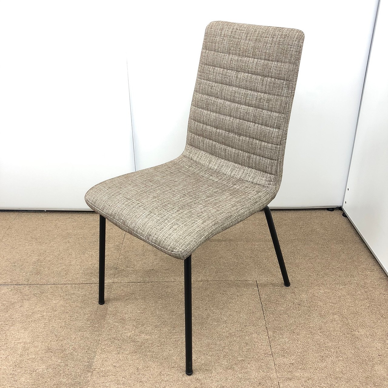 【希少】珍しいメーカー商品！ブラウン/ミーティングチェア
                        その他シリーズ
                                    中古
            