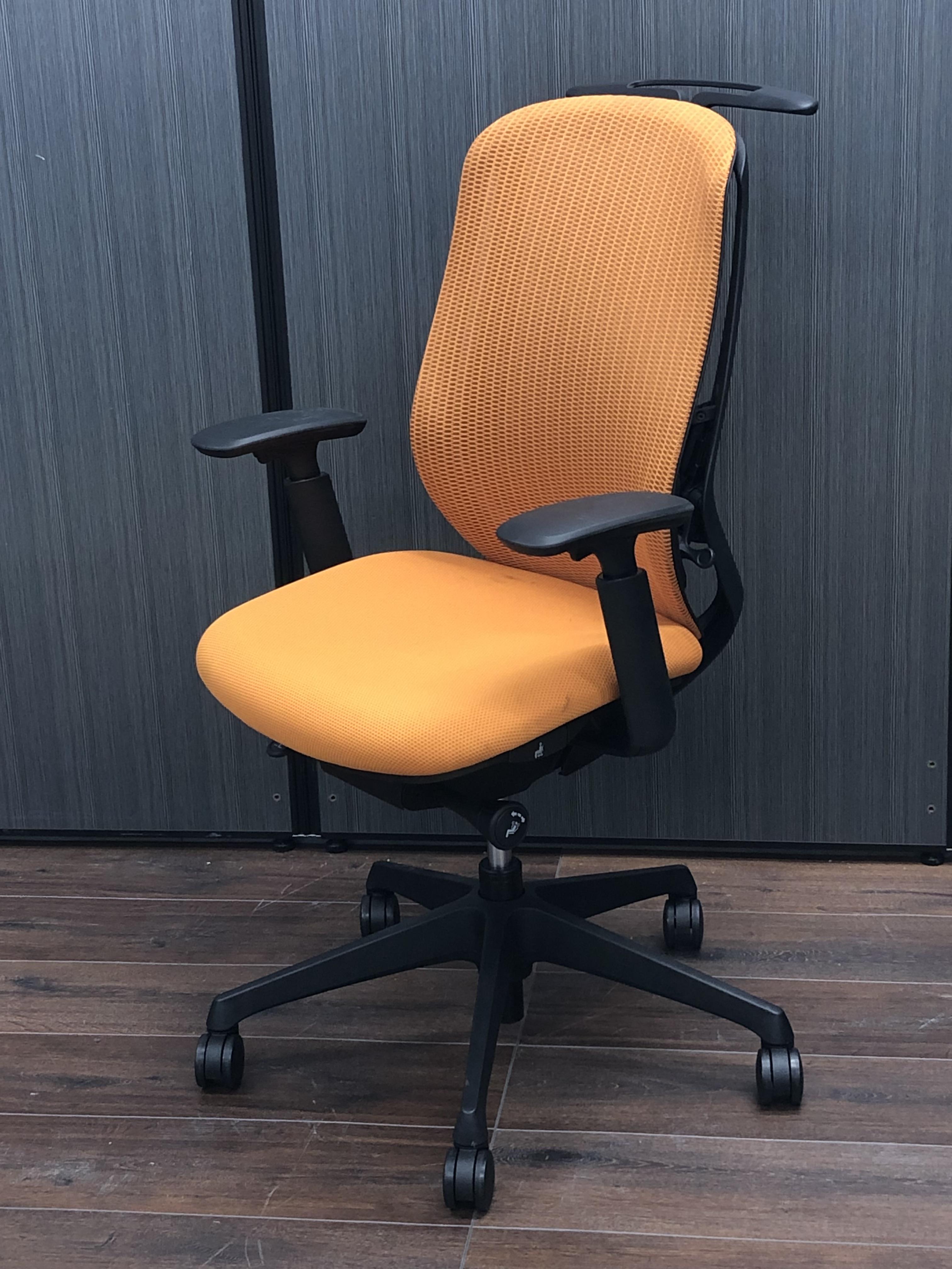 【中古 S(美品)】Sylphy(シルフィー) C686XS-FMR8 中古】シルフィーメッシュ C686XS FMR8 オカムラ/okamura 肘付
