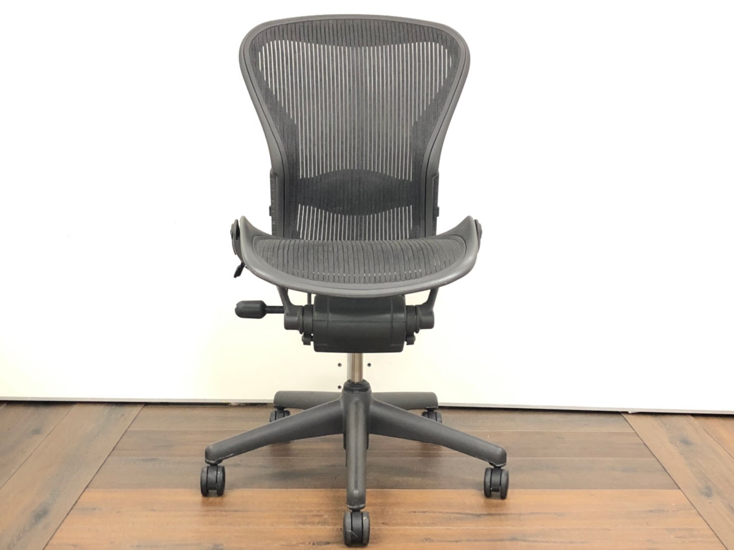中古】アーロンチェア Herman Miller/ハーマンミラー 肘無