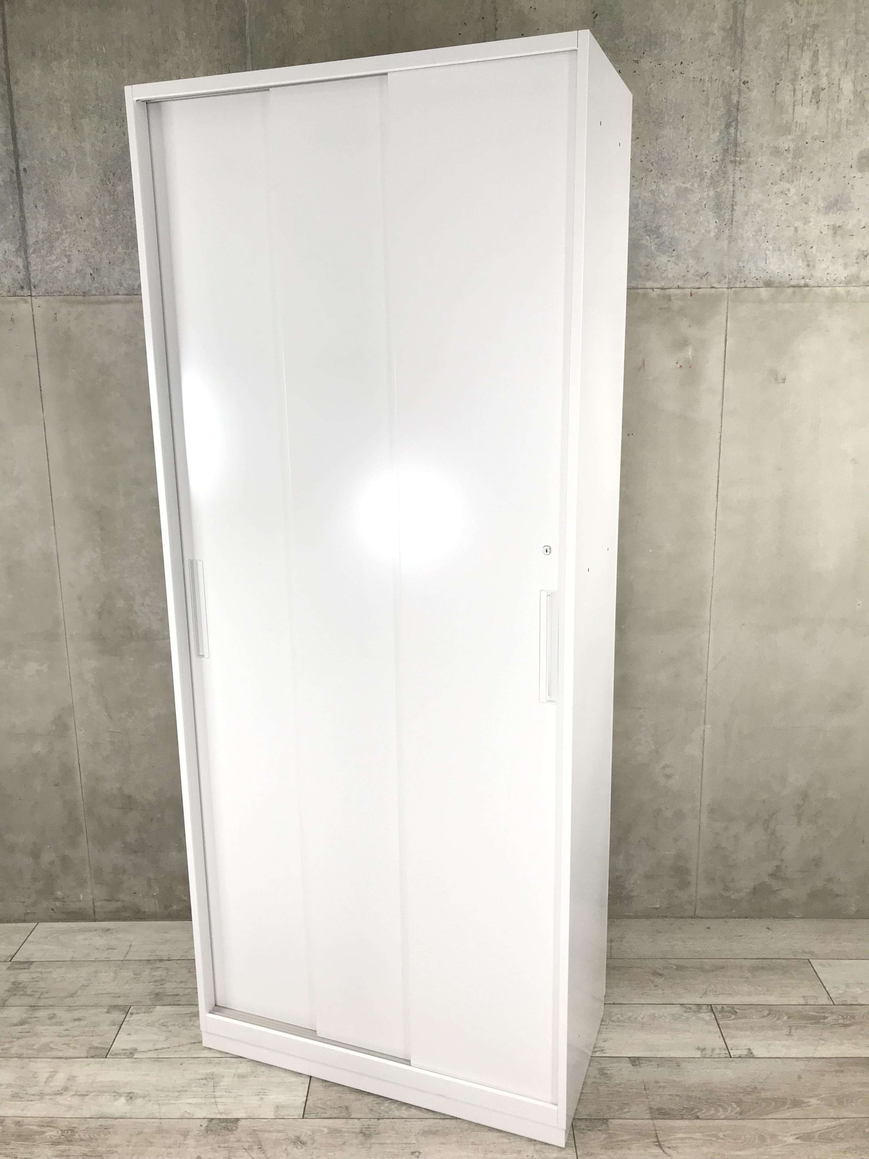 【奥行を取らない引き違い仕様！】省スペースで大容量に使える！※搬入は要注意
                        HSシリーズ
                                    中古
            