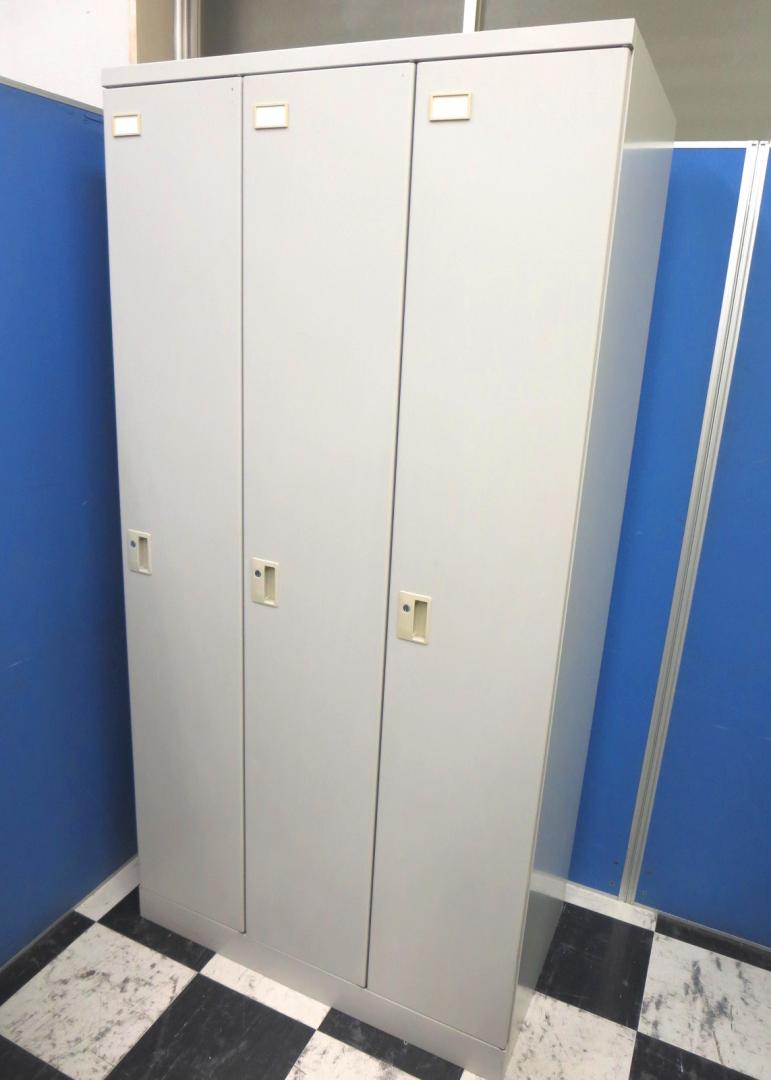 【鍵無料で1本作成します！】■内田洋行/システムロッカー/ニューグレー/3人用ロッカー
                        システム
                                    中古
            