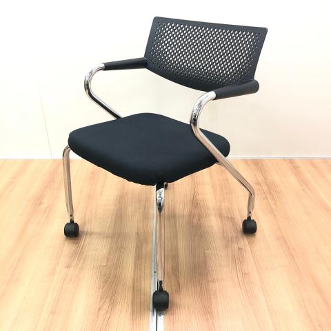 【中古】ビザロール vitra/ヴィトラ スタッキングチェア 379191