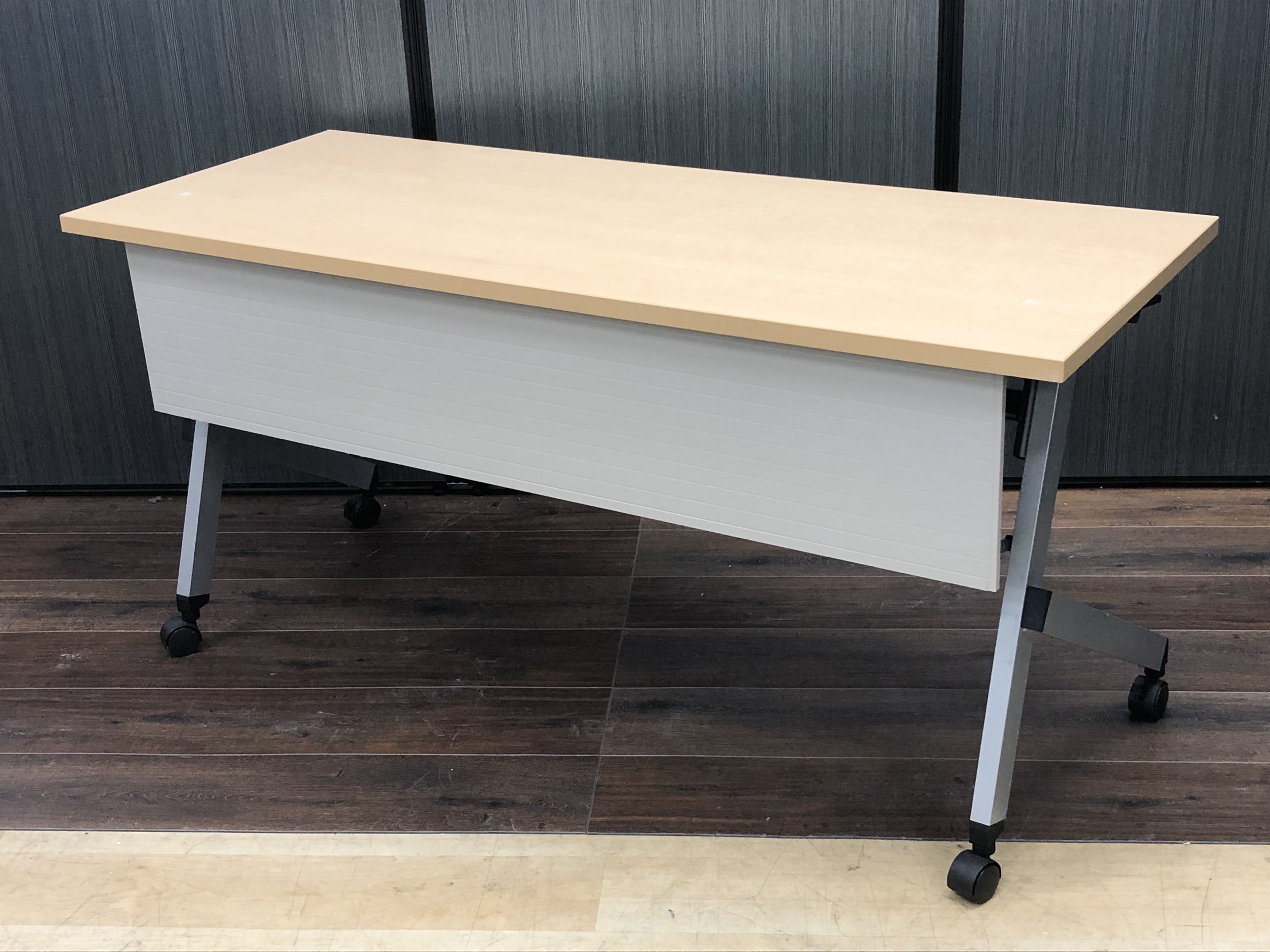 【9台入荷】プラグマティックを求めるなら【A00867359】
                        プラッテ
                                    中古
            