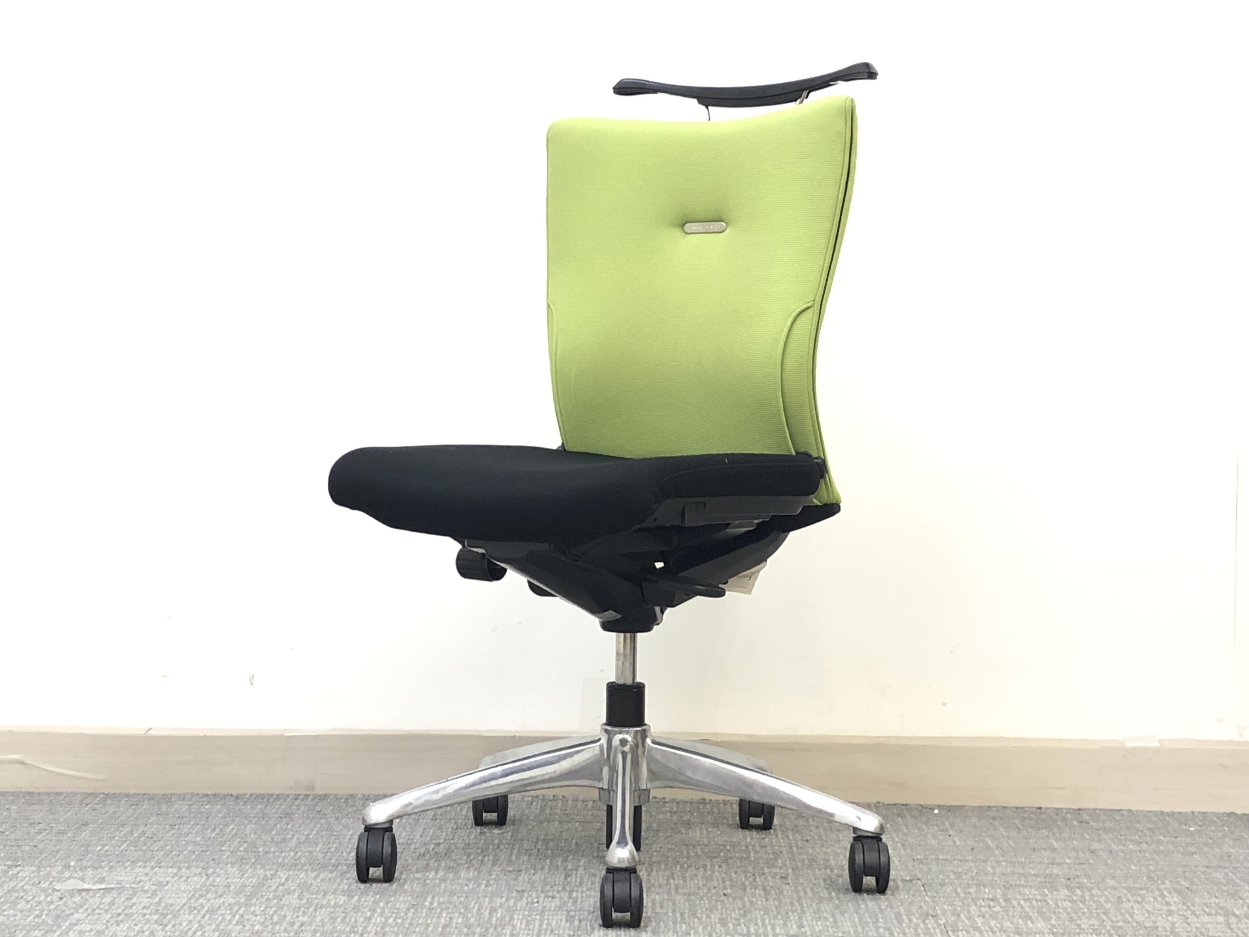 【在庫入れ替えセール！】【ツートンカラーがたまらない！】【定番】オカムラ/フィーゴサイドファスナー/グリーン　【β233】
                        フィーゴ サイドファスナー
                                    中古
            