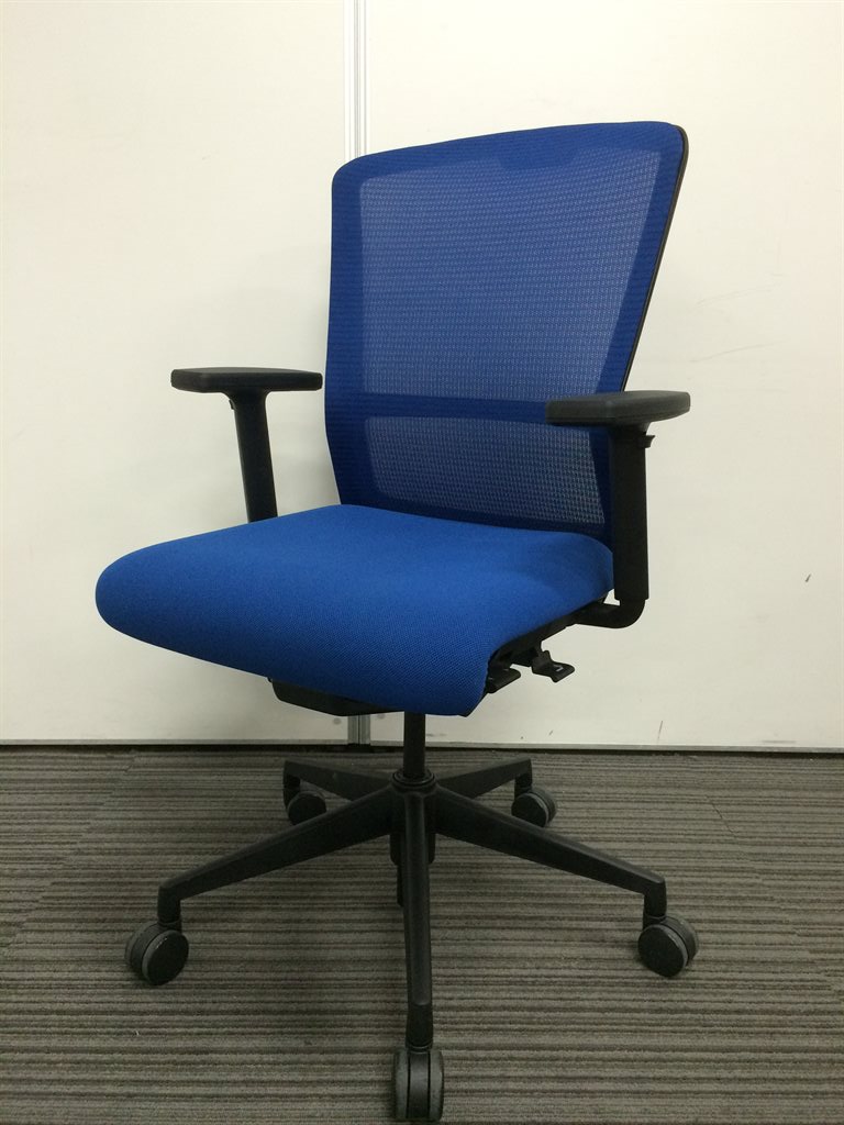 【KS】【ワンランク上の座り心地！】■ウチダ　エルフィチェア　可動肘付　ブルー　■人間工学に基づいた快適！　良い品がお得！在庫入替セール！A00857801
                        エルフィ
                                    中古
            