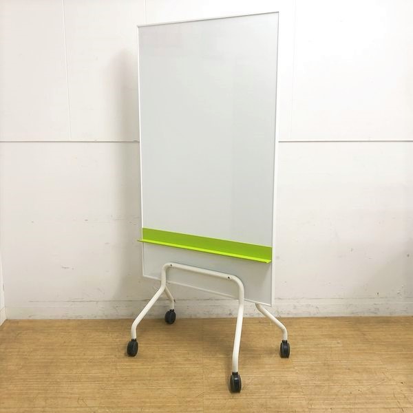 W880のスリムタイプの脚付きホワイトボード　両面タイプ　キャスターロック付き
                        その他シリーズ
                                    中古
            