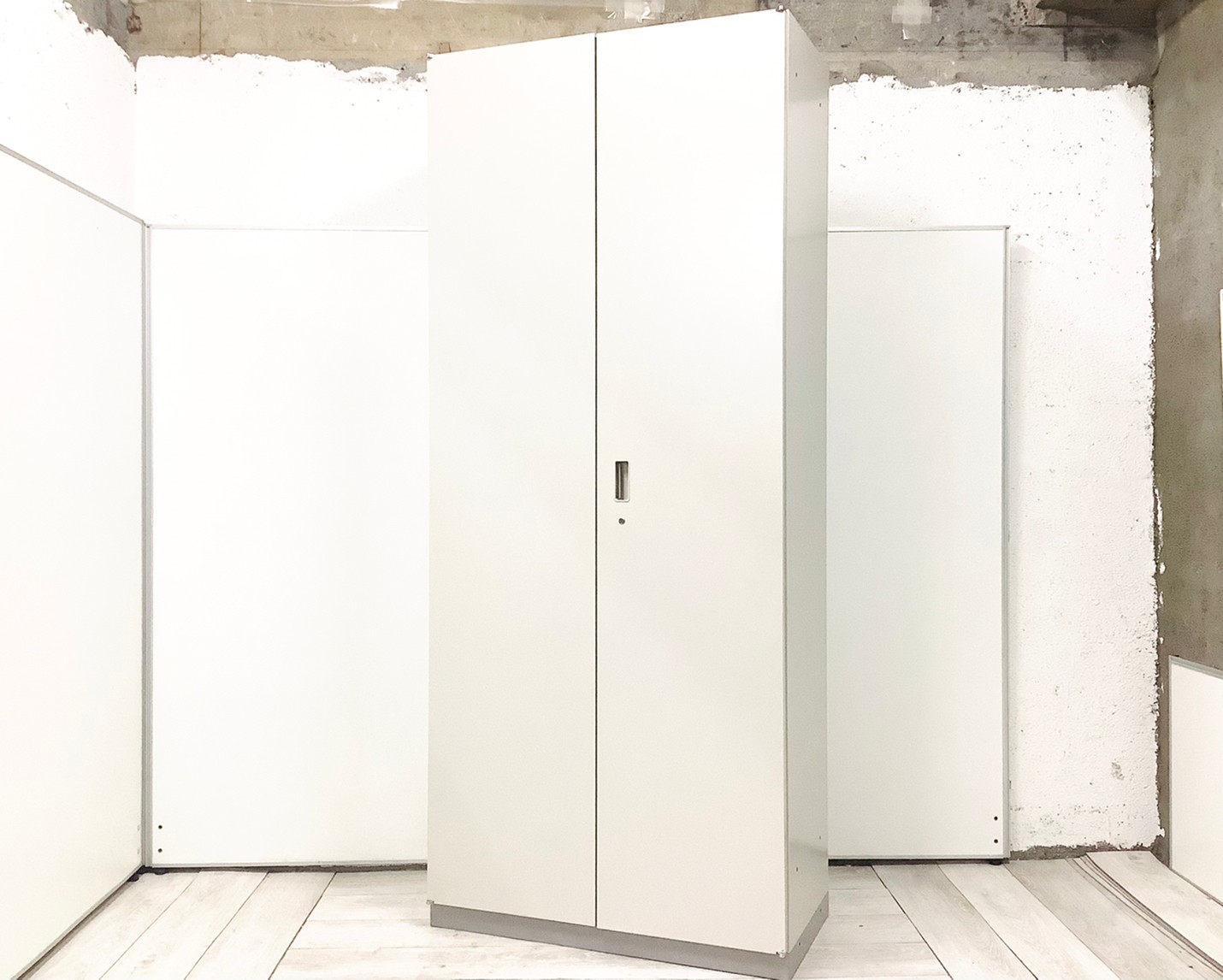 【搬入経路＊要確認】大人気／定番　◆ITOKI／イトーキ　◆THIN LINE CABINET／シンラインキャビネット ※横浜本店撮影画像※
                        シンライン
                                    中古
            