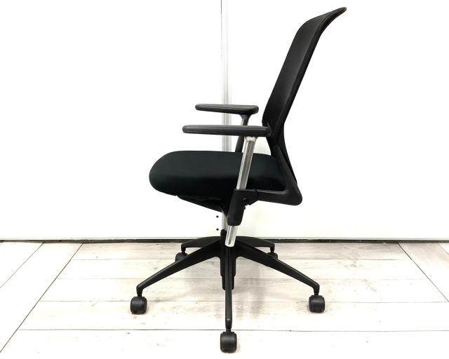 【中古】メダ２チェア vitra/ヴィトラ 肘付ハイバックチェア 382962