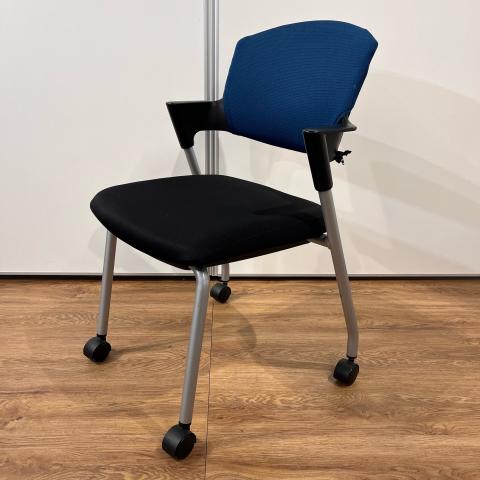スタッキングチェアの通販 - 中古オフィス家具ならオフィスバスターズ