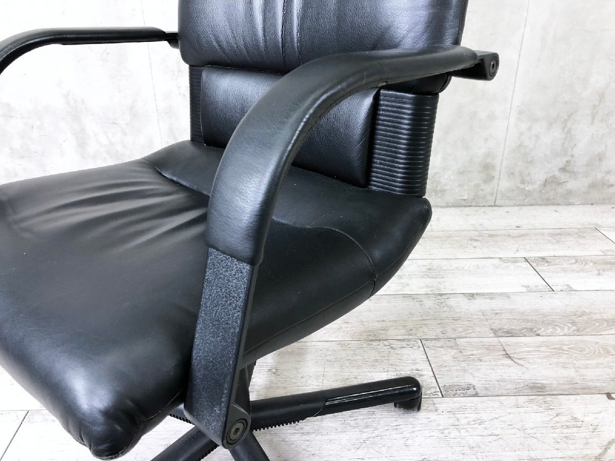 Vitra chair ヴィトラ チェア　ブラック② 中古】フィグラ vitra/ヴィトラ 肘付ハイバックチェア 383592