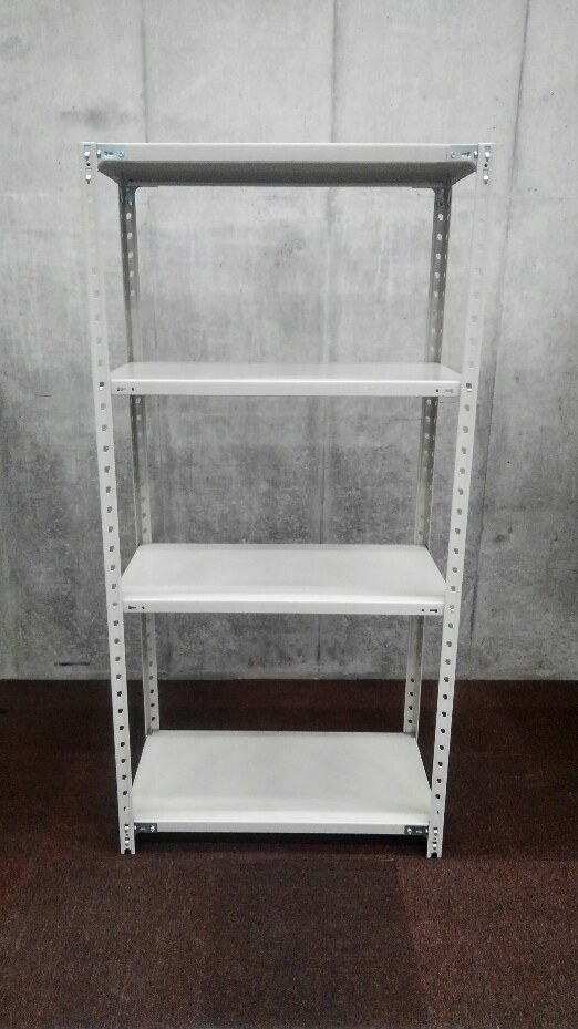 上下ボルト式タイプの中古ラックが3台入荷致しました！！　注)呼称W900/D450　実寸W890/D465　天地4段　耐荷重：段/150kg　全段で750kgまで！ 
※マテハン本舗の中古商品は、千葉県柏市に在庫がございます。
                        KRラック
                                    中古
            