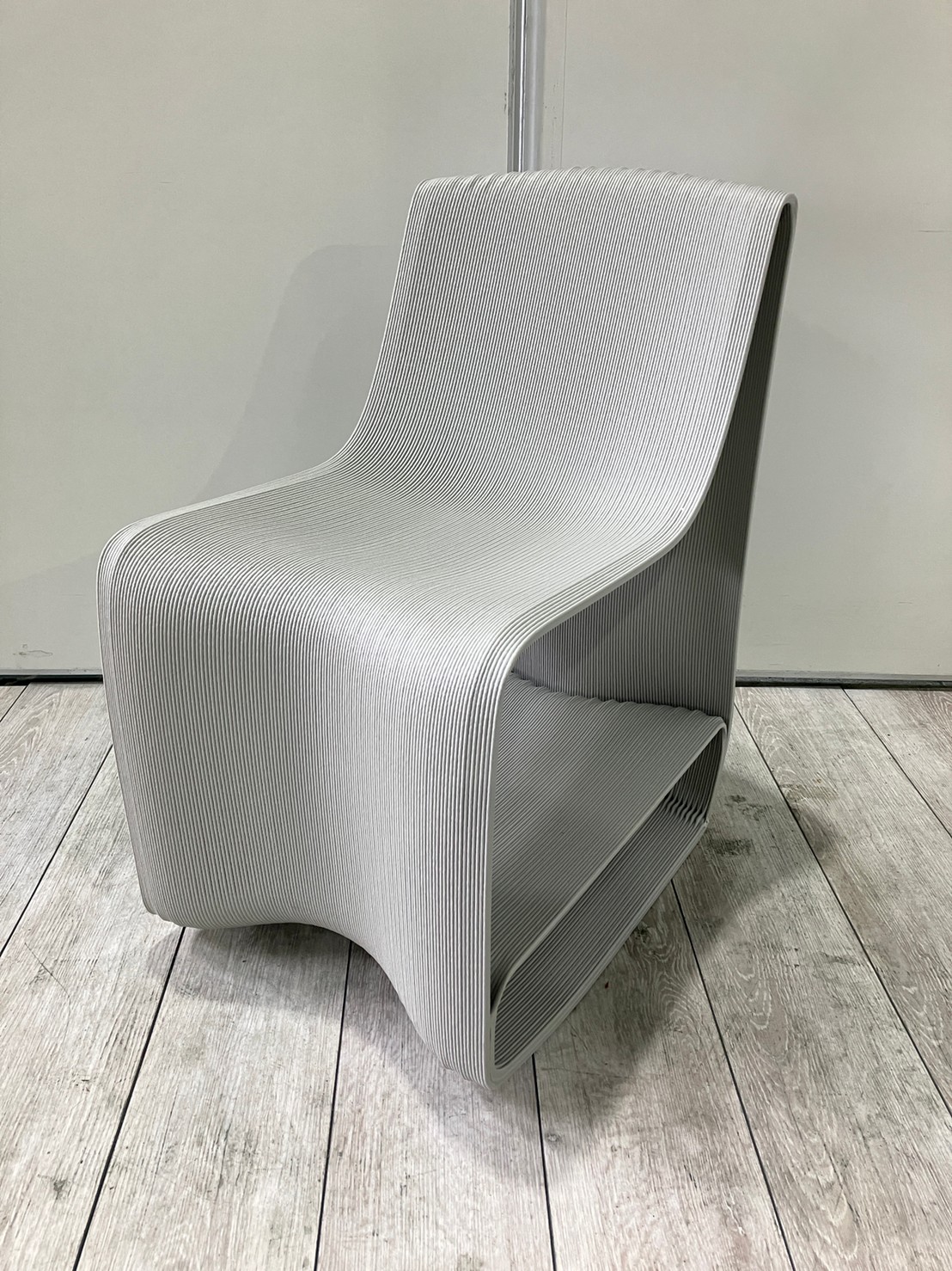 【トレンド】３Dプリンターを使ったチャレンジチェア　　脱炭素社会　SDGｓ
                        その他シリーズ
                                    中古
            