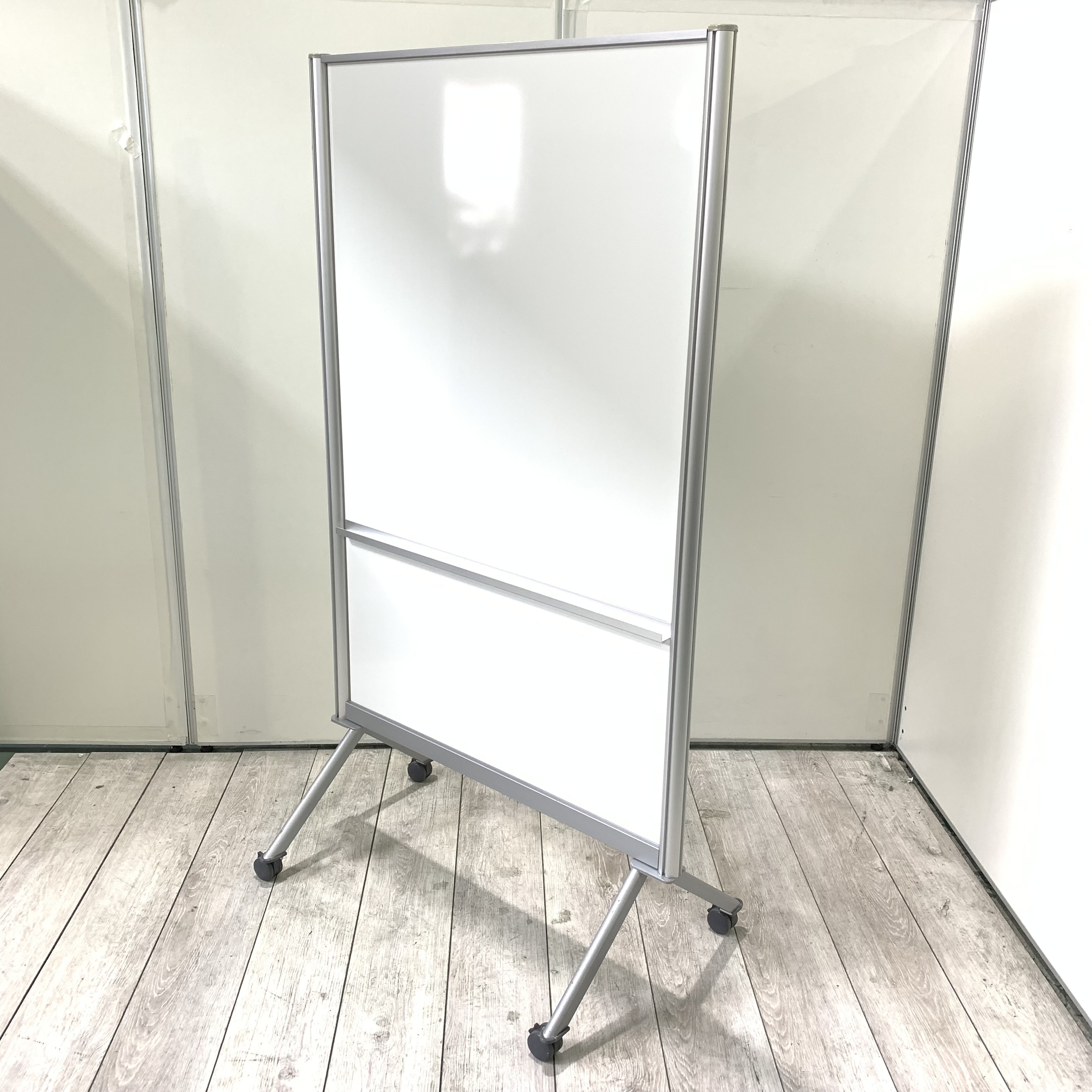 【2台限定】ウチダ｜ホワイトボードパーテーション｜キャスター付きで移動もラクラク！【関西在庫数ナンバーワン・東大阪店】
                        その他シリーズ
                                    中古
            