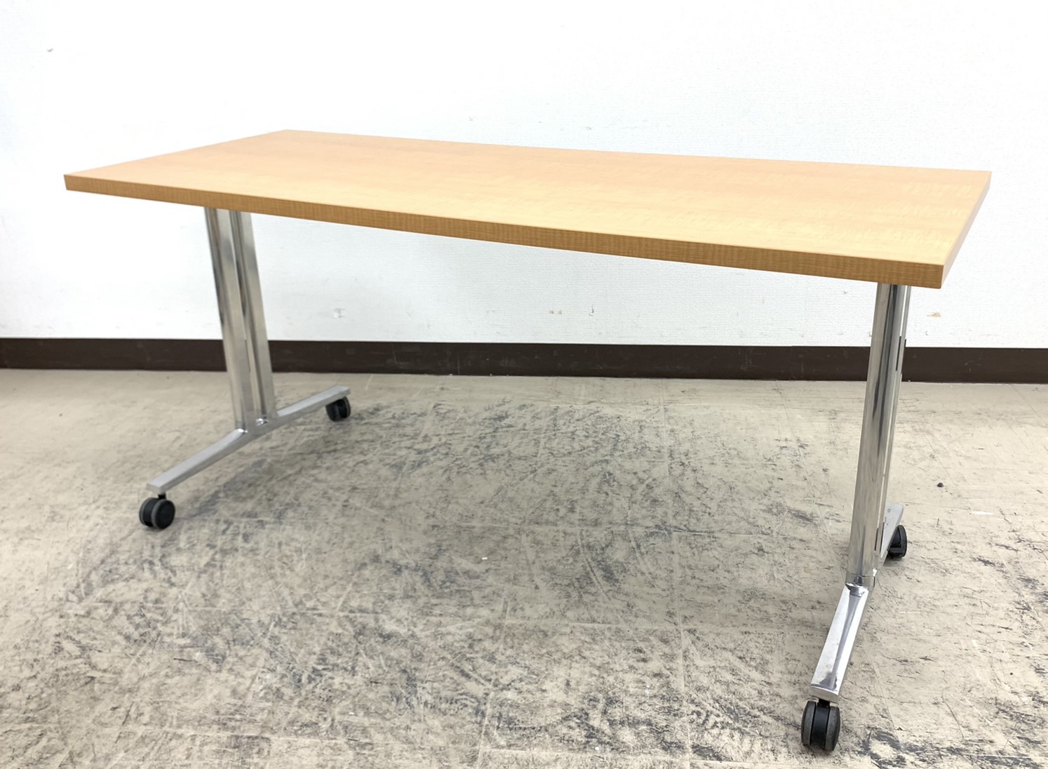 【ウルトラレアあと3台】木製一枚天板！ヴィンテージ風テーブル蓮田初入店◆ハーマンミラー（Herman Miller）製Made In U.S.A【RP】
                        その他シリーズ
                                    中古
            