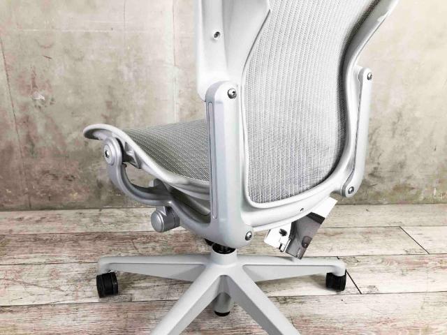 新古品】アーロンチェア Herman Miller/ハーマンミラー 肘無ハイバック