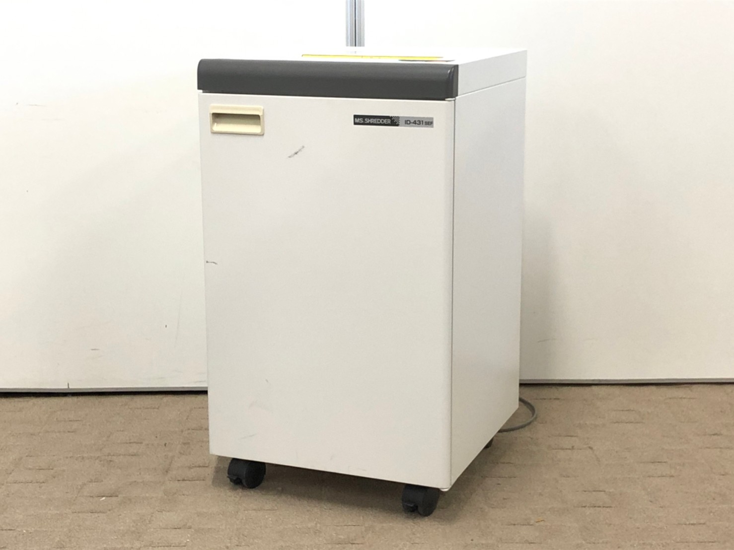 【新品定価60万越！】シュレッダーの王道、明光商会製！I新品時同時裁断枚数35枚！おすすめ！■明光商会/MS-ID431SEF
                        IDシリーズ
                                    中古
            