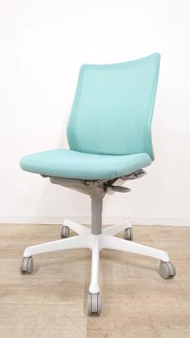 【定価約6万円】【ライトブルーカラーで在宅ワークにもオススメです】◆Okamura／オカムラ◆フルーエント　OAチェア※仙台店撮影画像※【C】
                        フルーエントチェア
                                    中古
            