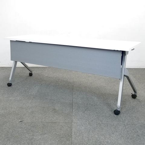 【ロット入荷商品】人気のスタックテーブル　オカムラ　フラプター　ホワイト　10台入荷　幕板付き　折り畳める　おすすめ！
                        フラプター
                                    中古
            