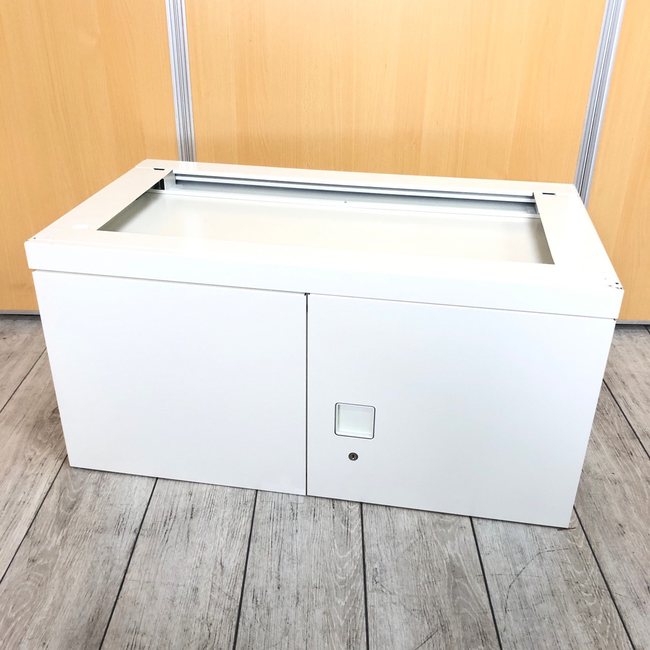 【2台入荷！】オカムラ製レクトライン！天袋の両開きが入荷！D450 激レア ホワイト 中古 オフィス 家具
                        レクトライン
                                    中古
            