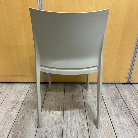 【中古】 Cassina/カッシーナ スタッキングチェア 388514