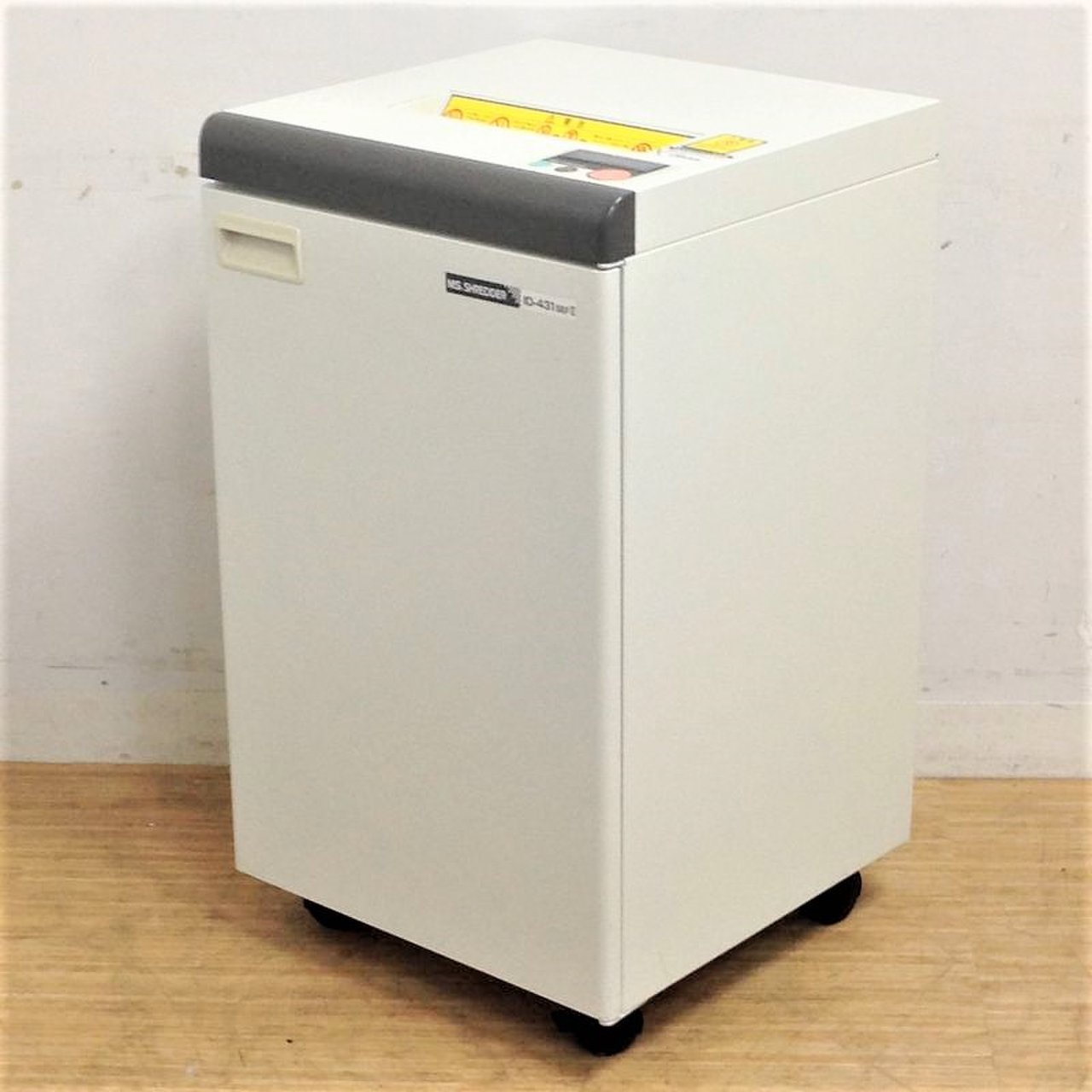 大量裁断可能！最大裁断枚数55枚(新品出荷時)｜スパイラルカット方式採用　明光商会製 MS-ID431SEFⅡ　A00854476
                        IDシリーズ
                                    中古
            