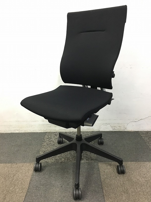 【在庫入替セール】【5脚入荷】【大人気！】シルエット、機能性ともに文句なし！スピーナチェアが5脚入荷いたしました！
                        スピーナチェア
                                    中古
            