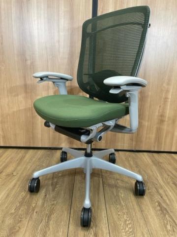 【最高品質のメッシュチェア】オカムラ　コンテッサセコンダチェア　可動肘　グリーン
                        コンテッサ セコンダ
                                    中古
            