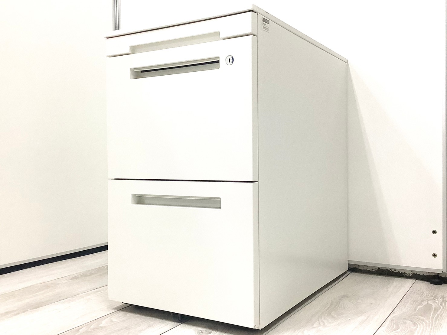 【ホワイトワゴン！】大人気ワゴンが31台揃ってやってきました！A4ファイル2段収納可能！！！　イトーキ/CZR/ホワイト
                        CZR
                                    中古
            