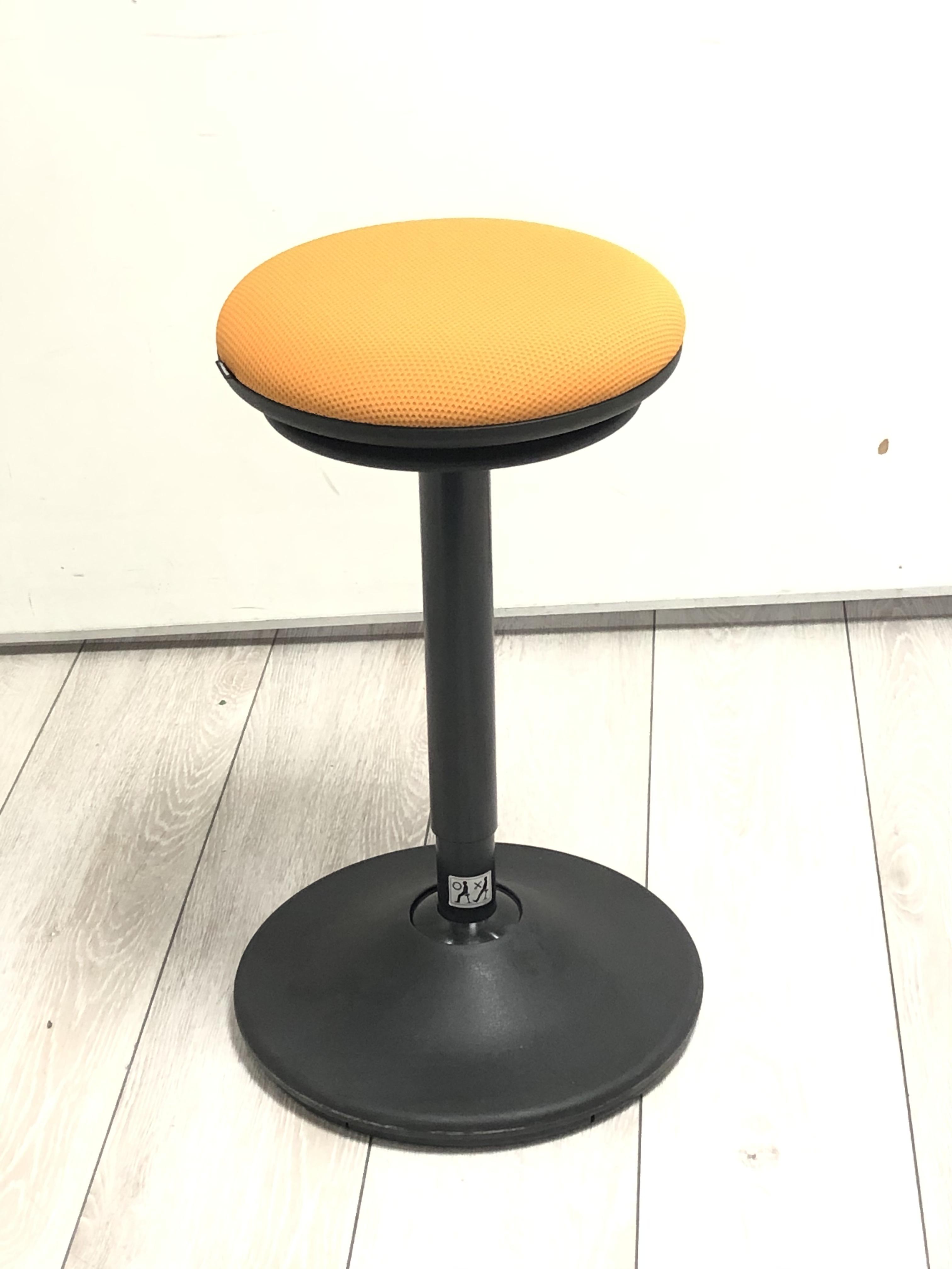 シンプルでコンパクトなデザインにより、姿勢の変化に容易に対応
                        ピルエット
                                    中古
            