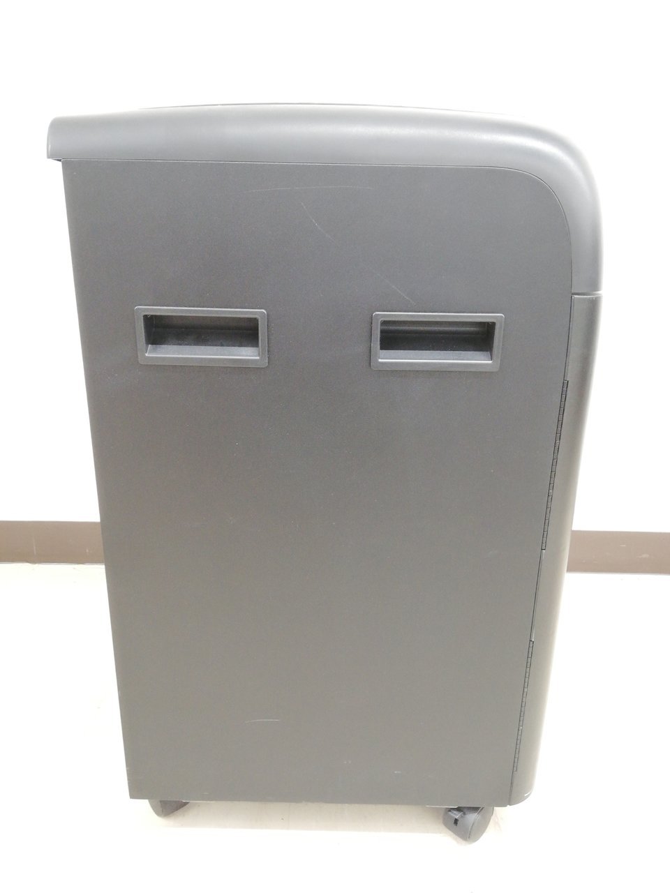 中古品　2011年製　アコ・ブランズ・ジャパン オートフィードシュレッダ GCS100AFM-B 中古オートフィード　シュレッダ 600AFM アコ・ブランズ・ジャパン シュレッダー 389349