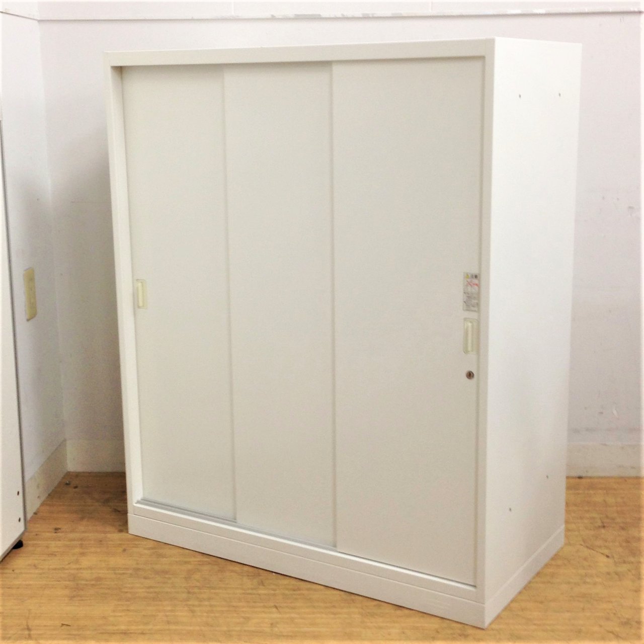 【限定2台】開口広くなる3枚引き違いタイプ　オカムラレクトラインシリーズ
                        レクトライン
                                    中古
            