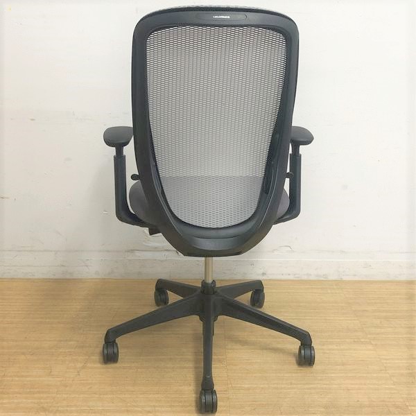 中古】シルフィーメッシュ オカムラ/okamura 肘付ハイバック