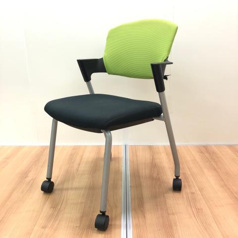 【関西倉庫在庫】コクヨ製　プロッティシリーズ　グリーンカラー　スタッキングチェア！！弊社使用欄【A00881647】
                        プロッティチェア
                                    中古
            