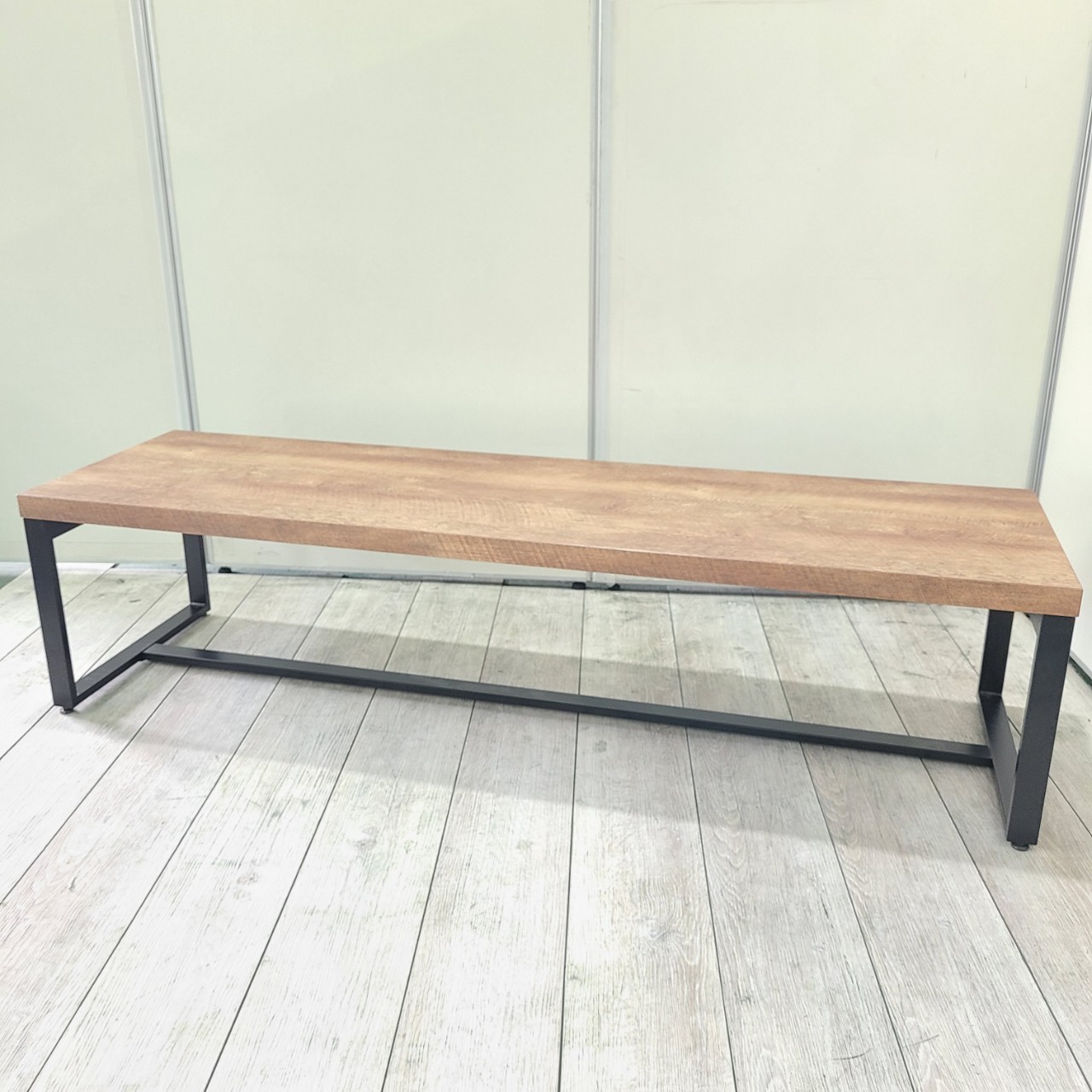 【1台限定】【トレンド】オカムラ｜アルトピアッツァ｜木目のオシャレなベンチです！
                        その他シリーズ
                                    中古
            