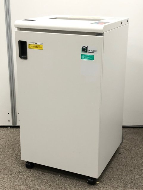 【情報保護の必需品！】【良好品】ナカバヤシ/SX-406CR【ホワイト】【大容量シュレッダー】
                        スタンダードシュレッダー
                                    中古
            