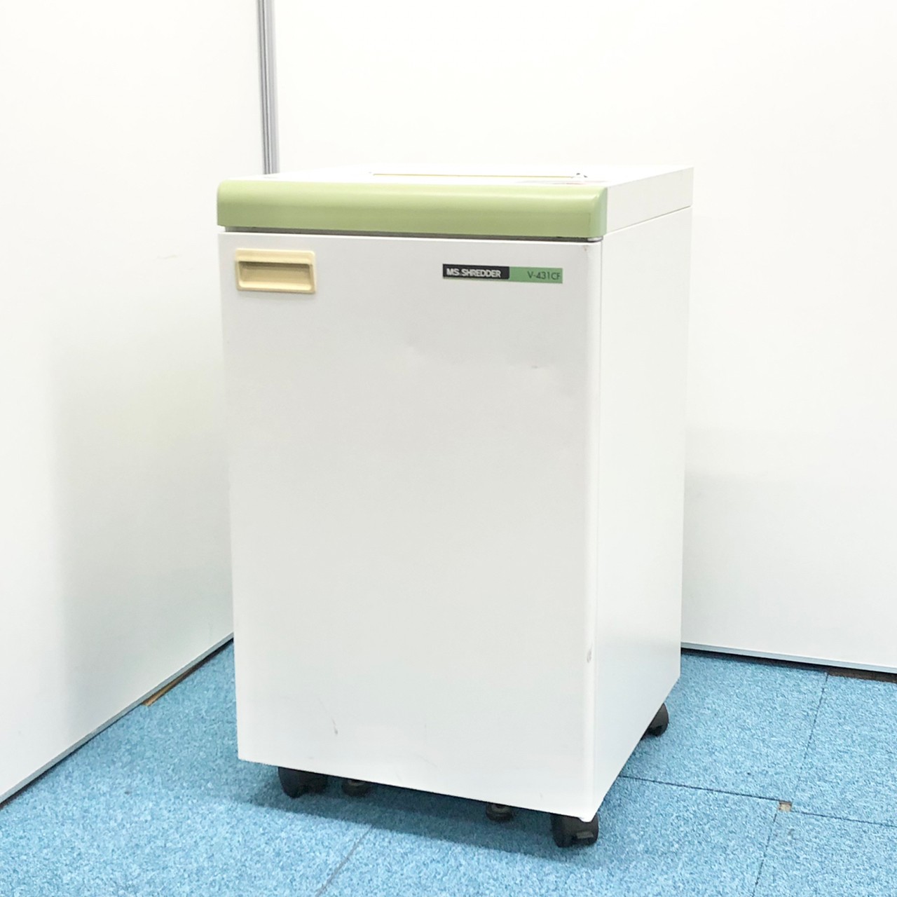 【細かく細断！セキュリティ対策バッチリ！】■明光商会製　クロスカットシュレッダー　V-431CF　A3用紙対応【MSシュレッダー】
                        MSVシリーズ
                                    中古
            