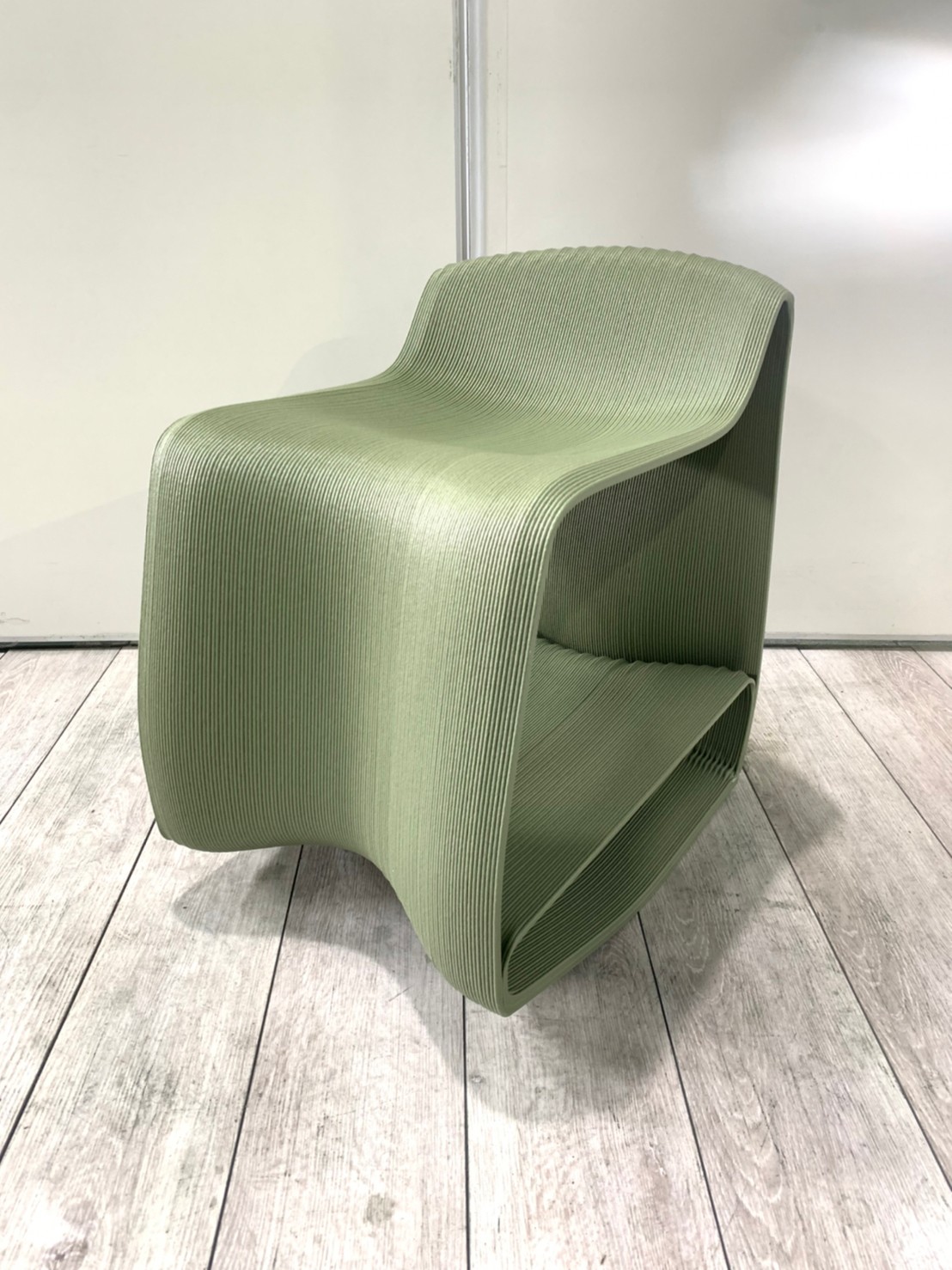 【トレンド】３Dプリンターを使ったチャレンジチェア　　脱炭素社会　SDGｓ
                        その他シリーズ
                                    中古
            