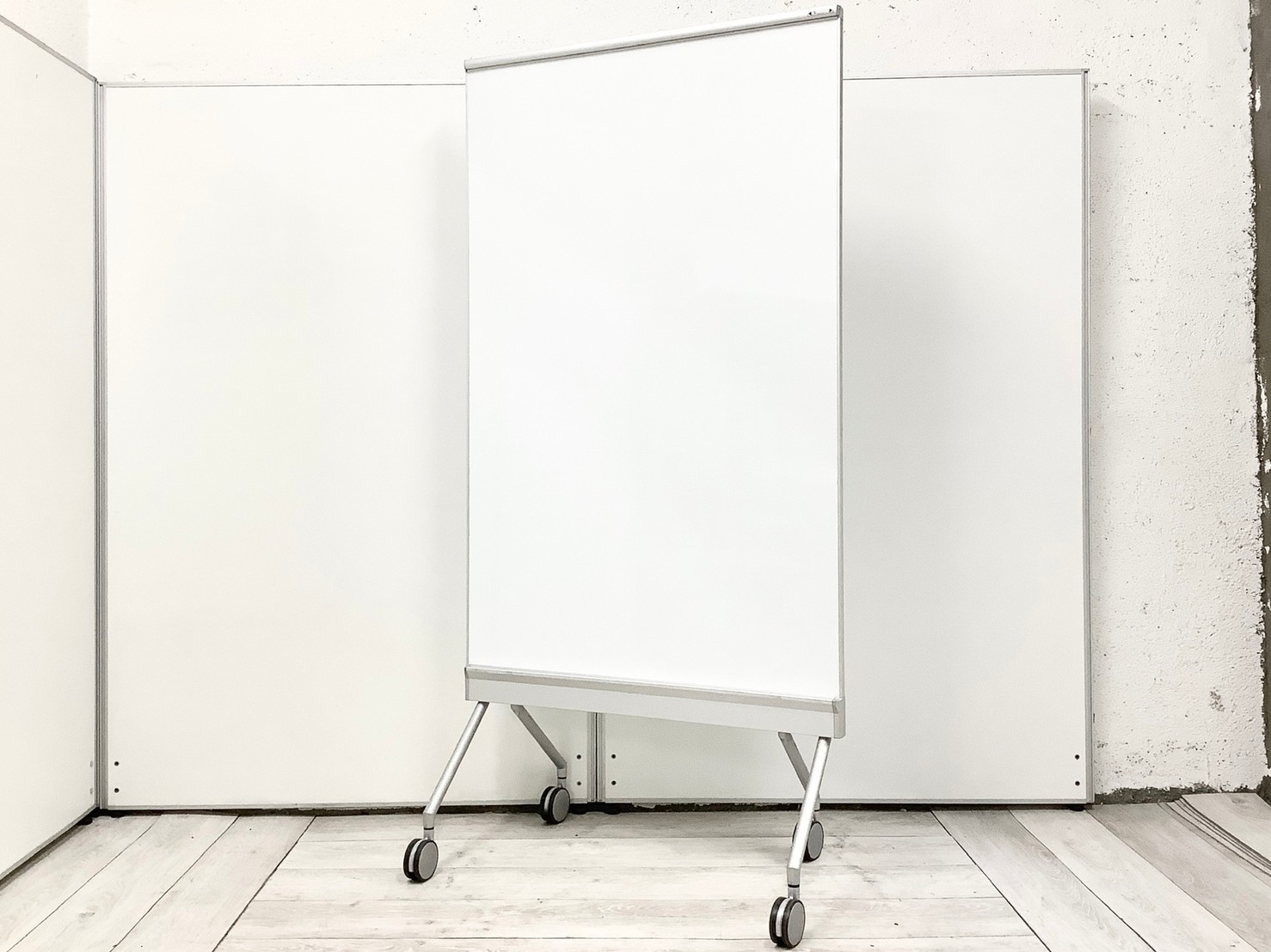 大人気／定番／稀少品／レア／貴重　◆Okamura／オカムラ　◆Alt Talk／アルトトーク ※横浜本店撮影画像※
                        Alt-Talk
                                    中古
            