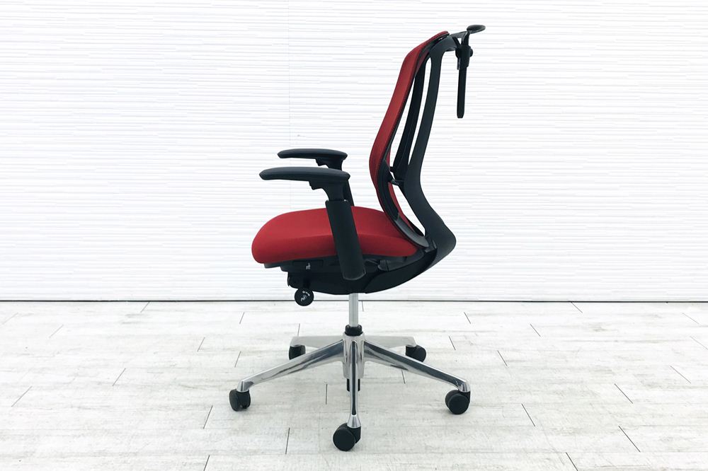 オカムラ　シルフィー　ハイバック　可動肘　ポリッシュ脚　レッド　2019年製 C685XR-FMP9 オカムラ シルフィー ハイバック 背メッシュ レッド