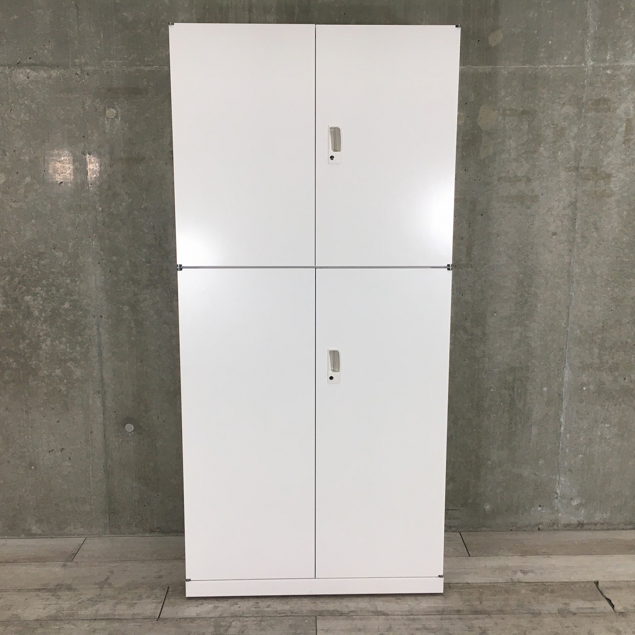 【ホワイトカラー】両開き×両開きの書庫セットを入荷しました！【横幅880㎜】
                        ＡＮ
                                    中古
            