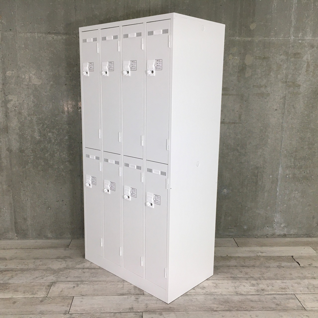 【非常解除キー（マスターキー）作成不可の為、お安くご提案！人気の8人用！ホワイトで明るい雰囲気！！】■生興製　SLDシリーズ　8人用ロッカー　ホワイト
                        SLDロッカー
                                    中古
            