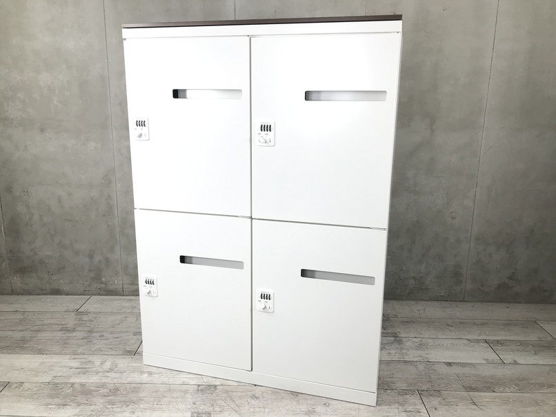 【フリーアドレスオフィスの必需品！】■オカムラ製　4人用メールロッカー　H1270mm　ホワイト　ダイヤル錠【パーソナルロッカー】A00868291
                        レクトラインロッカー
                                    中古
            