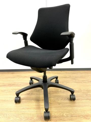 【4脚限定】イトーキ　定番のエフチェア　ローバック　可動肘　ブラック　新規　入替　起業　おススメ
                        エフクロス
                                    中古
            