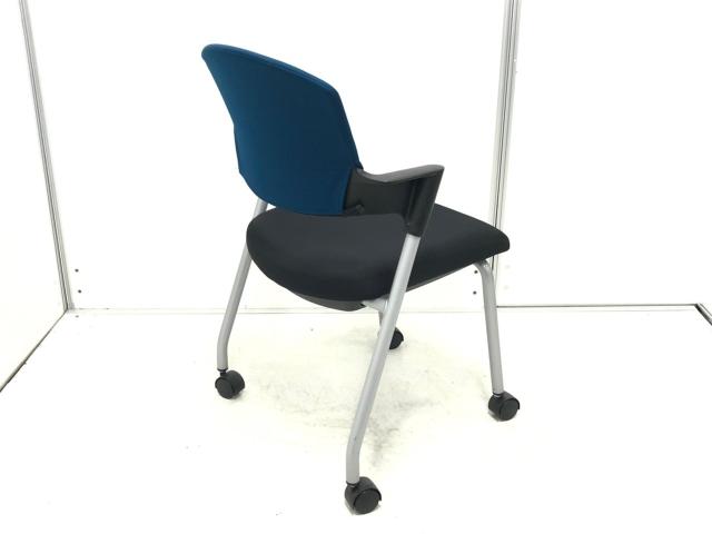 塾、セミナー、会議室等で使用できる椅子4脚-