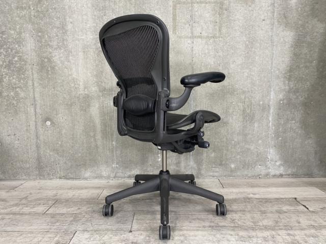 中古】アーロンチェア Herman Miller/ハーマンミラー 肘付ハイバック