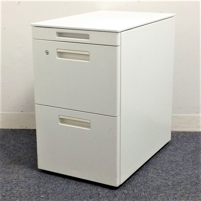 フリー アドレスデスク共通ワゴン　コクヨ製　ホワイト
                        GTワゴン
                                    中古
            