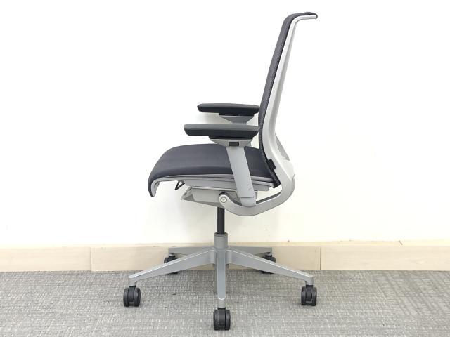 クリアランス販促 Steelcase Gesture 3Dニット ランバーサポート付き